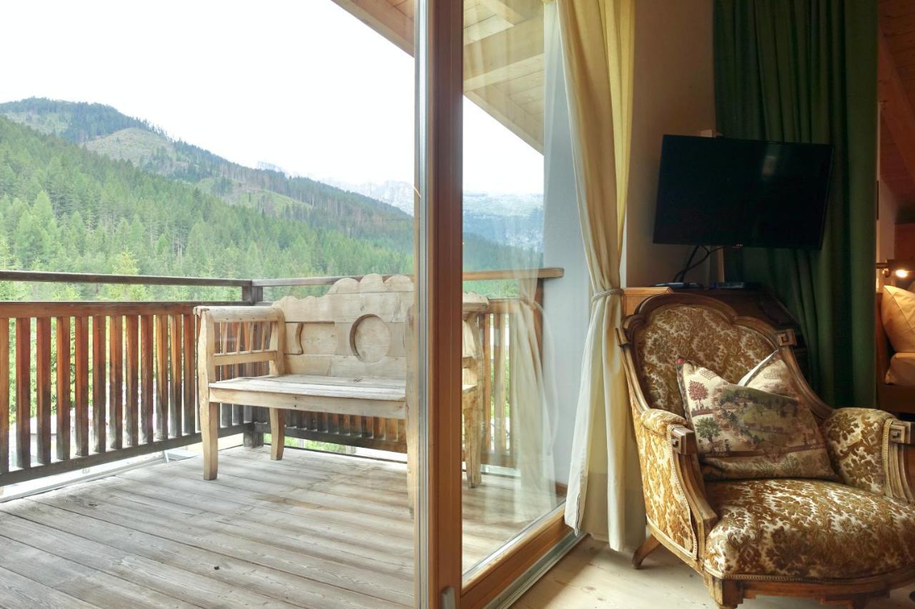 Apartments Da La Vedla Flats San Cassiano  Eksteriør billede